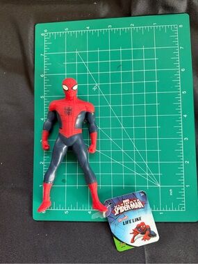 Marvel Spider-Man Red and Dark Blue Poseable Action Figure 2016